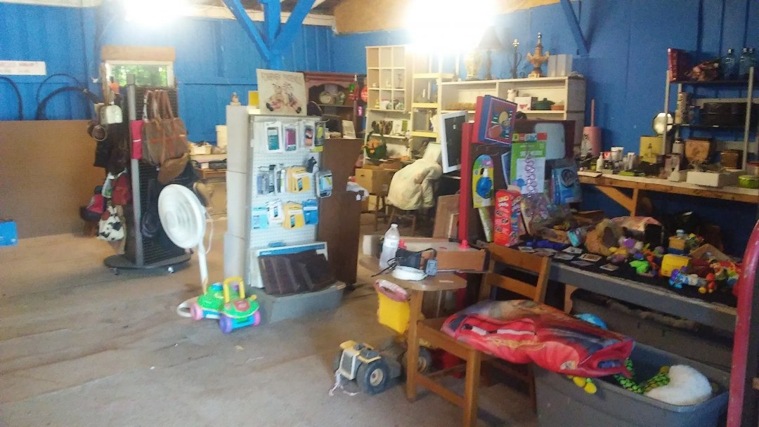 Hudson Flea Market