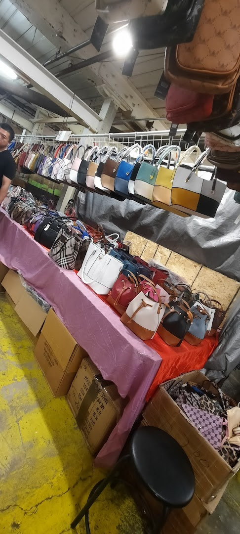 Lawrence Flea Market