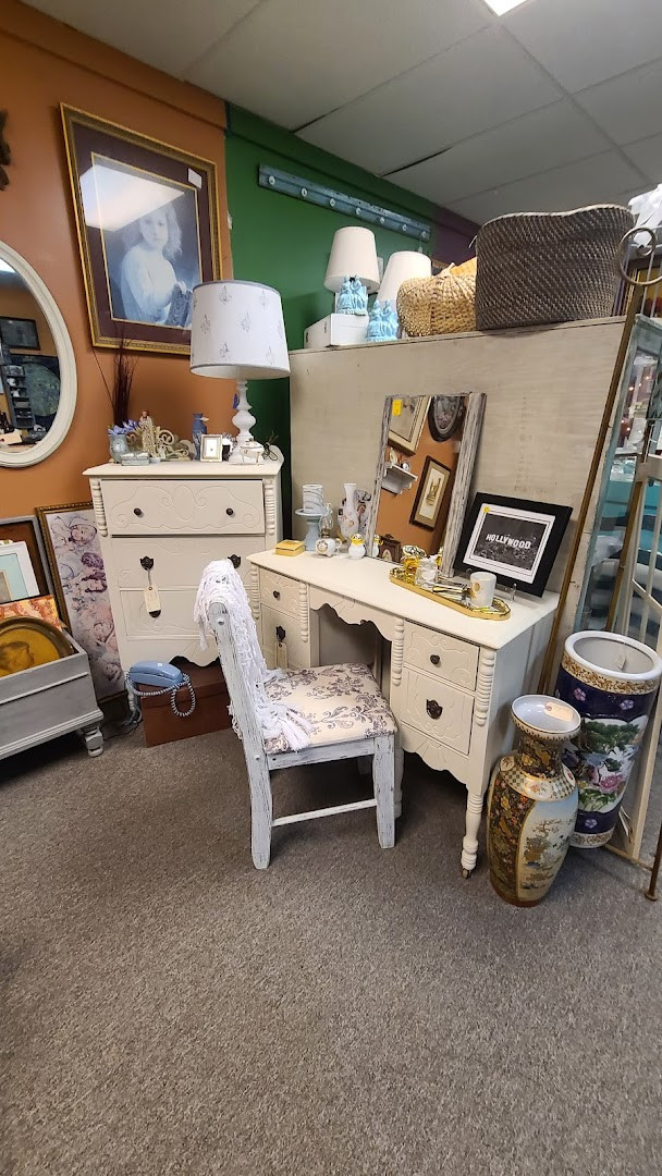 Rebecca Rose Flea Market