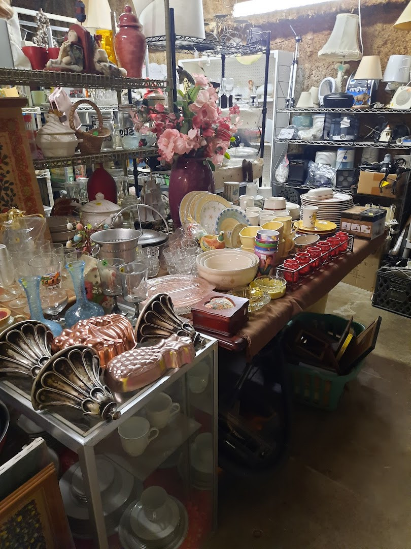 Madonna's Resale and Flea Market