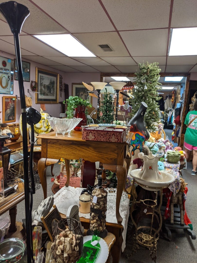 Golden Antiques Flea Market Golden Antiques Flea Market