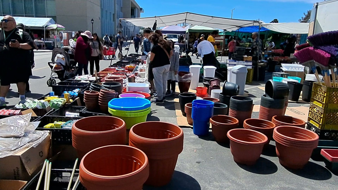 Weekend Market