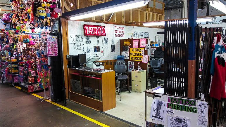 Explore the Best of Houston Flea Market - 2020