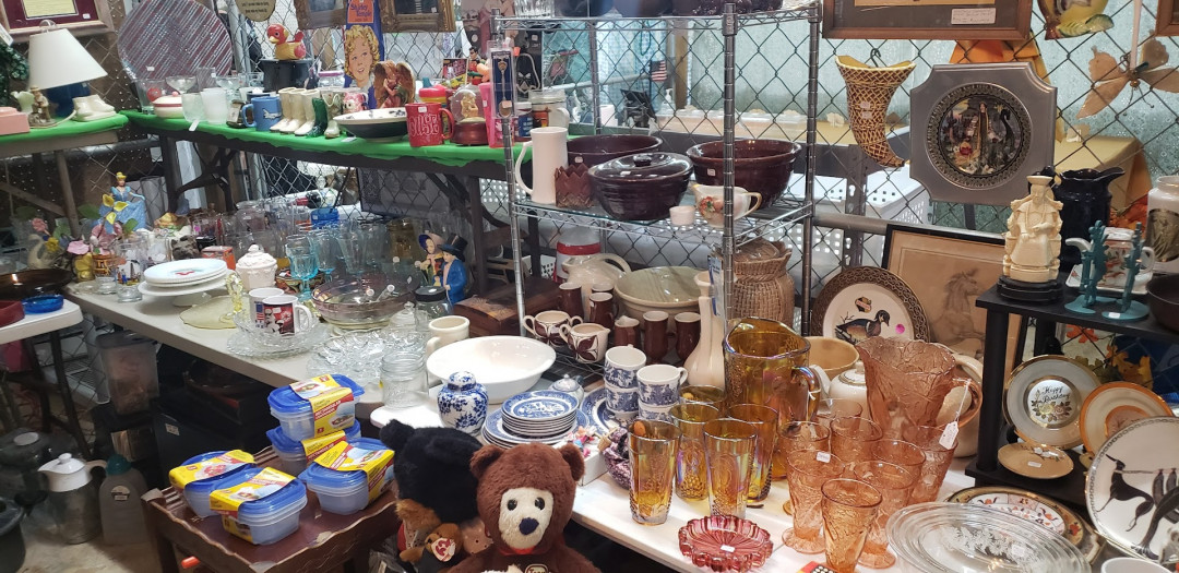 111 Flea Market