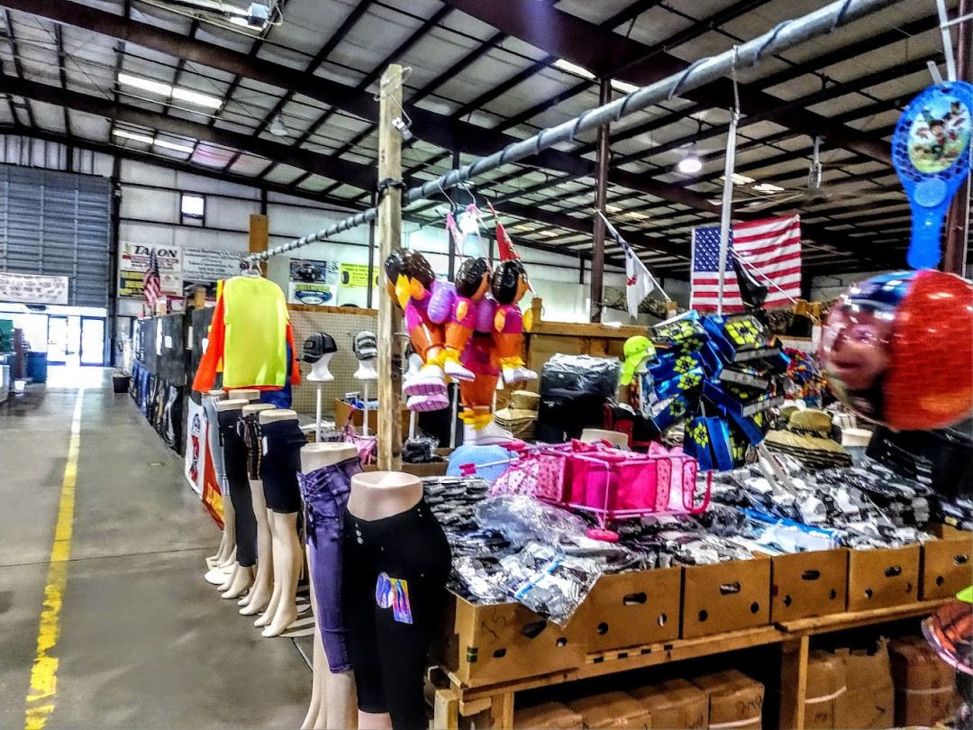 Brightleaf Flea Market