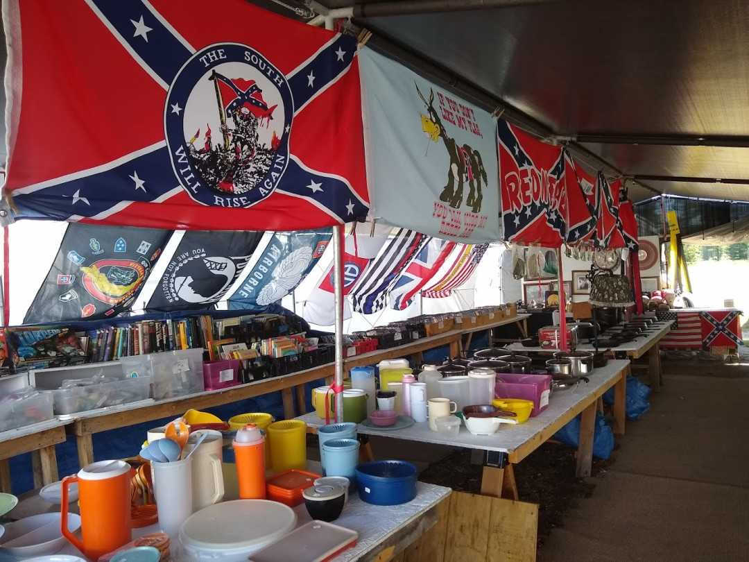 Mio Flea Market