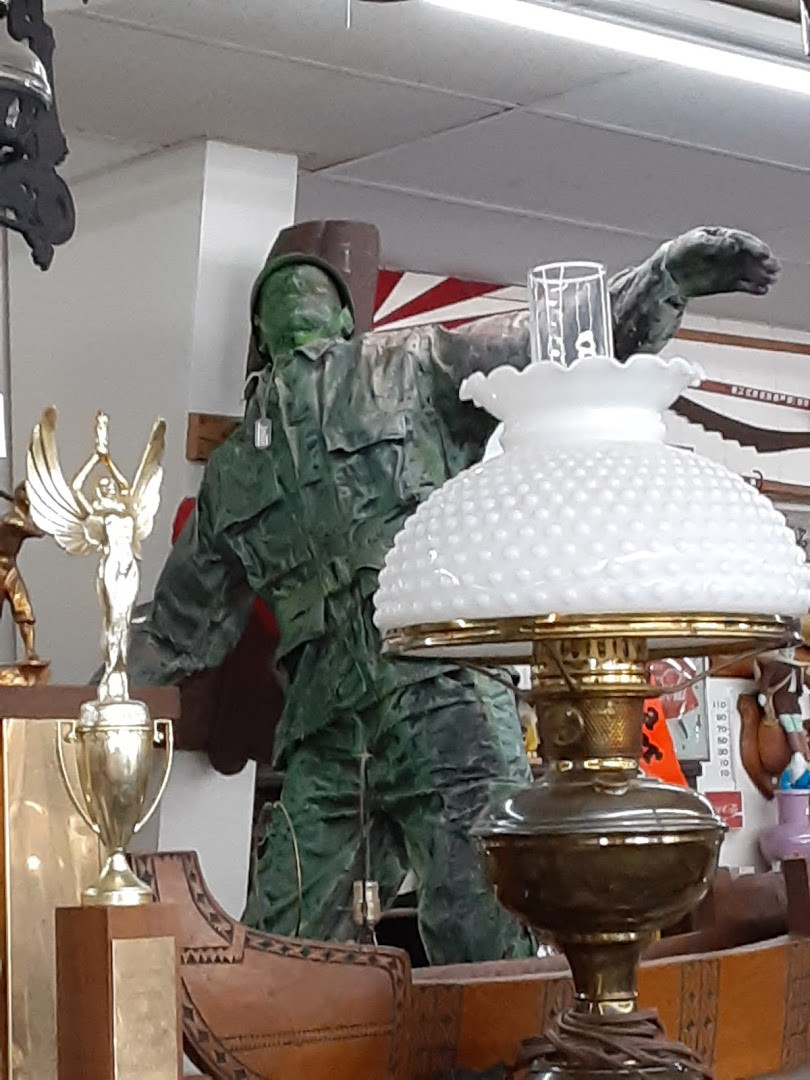 Amazing Things Antique Mall and Flea Market