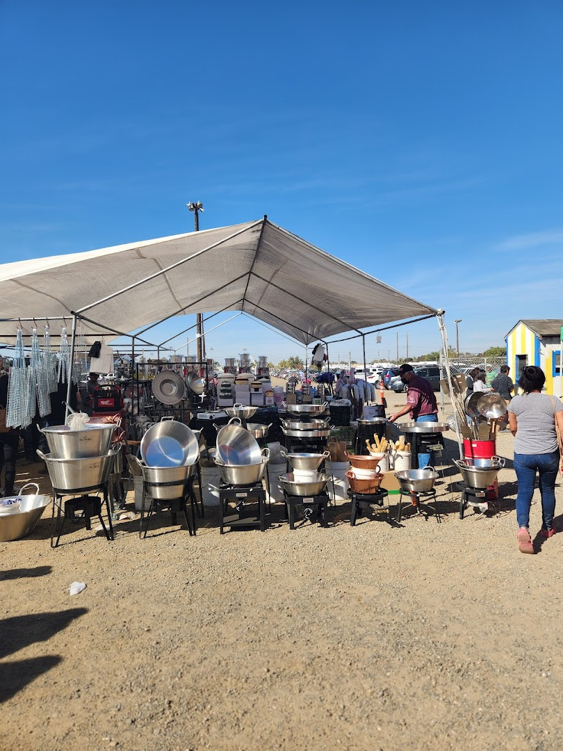 Merced Flea &amp; Farmers Market