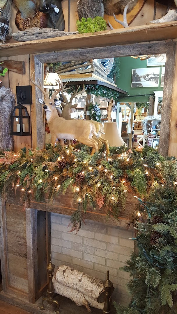 Peddler's Junction Flea Market &amp; Decor