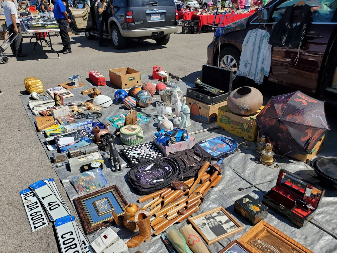 Wolff's Flea Market - Rosemont