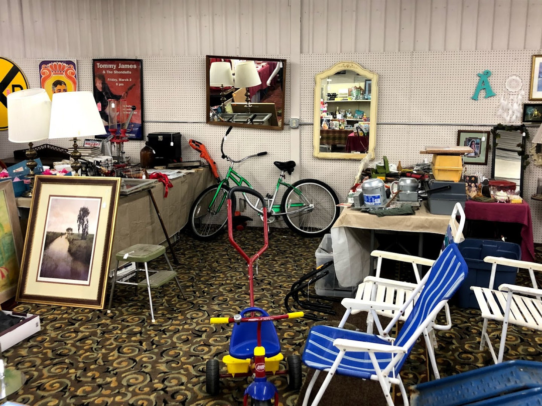 Central Ave. Fleamarket &amp; Discount