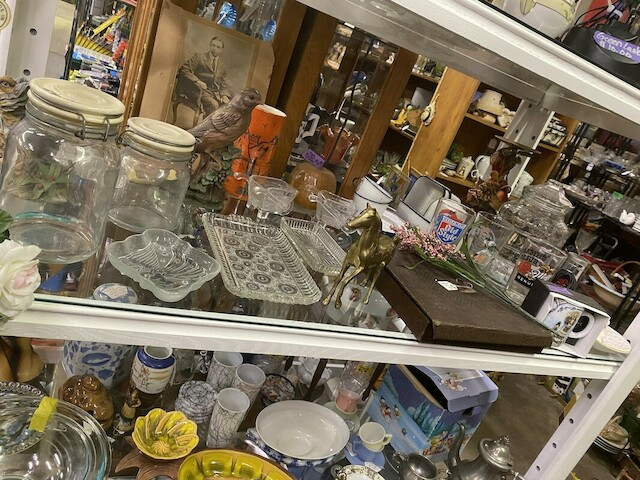 R &amp; D Flea Market