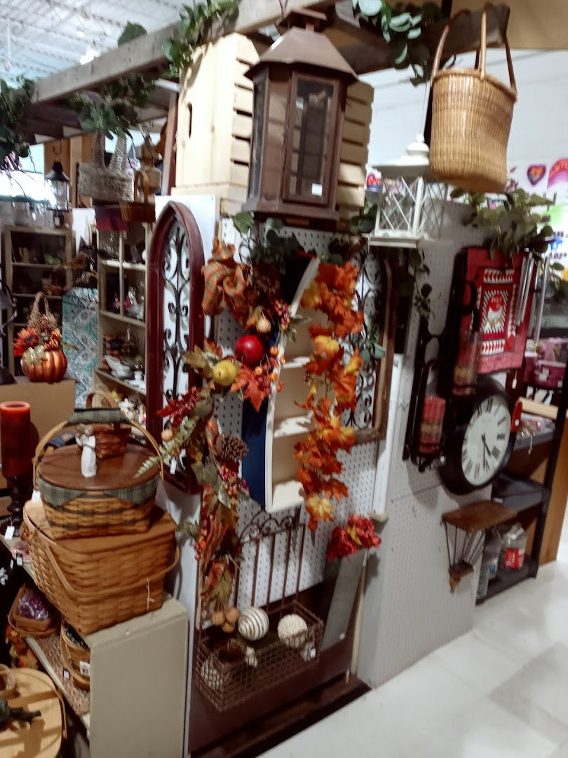 Trader Buck's Flea Markets