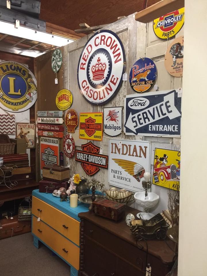 Penny's Antique Mall &amp; Flea Market