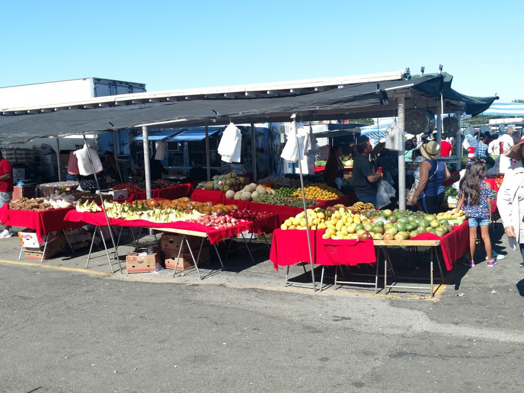 Napa-Vallejo Flea Market Napa-Vallejo Flea Market