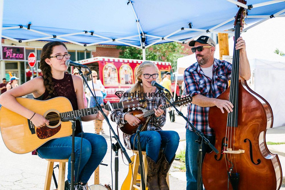 Jefferson Park Farm &amp; Flea Denver