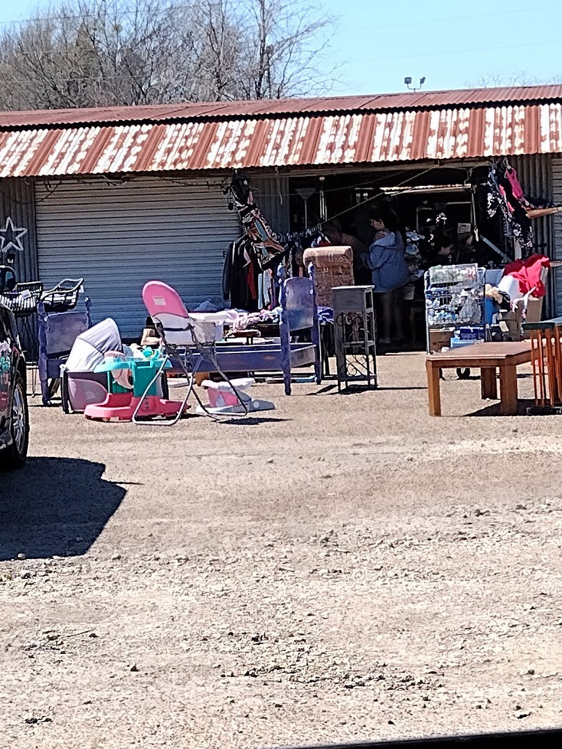 Seven Points Flea Market