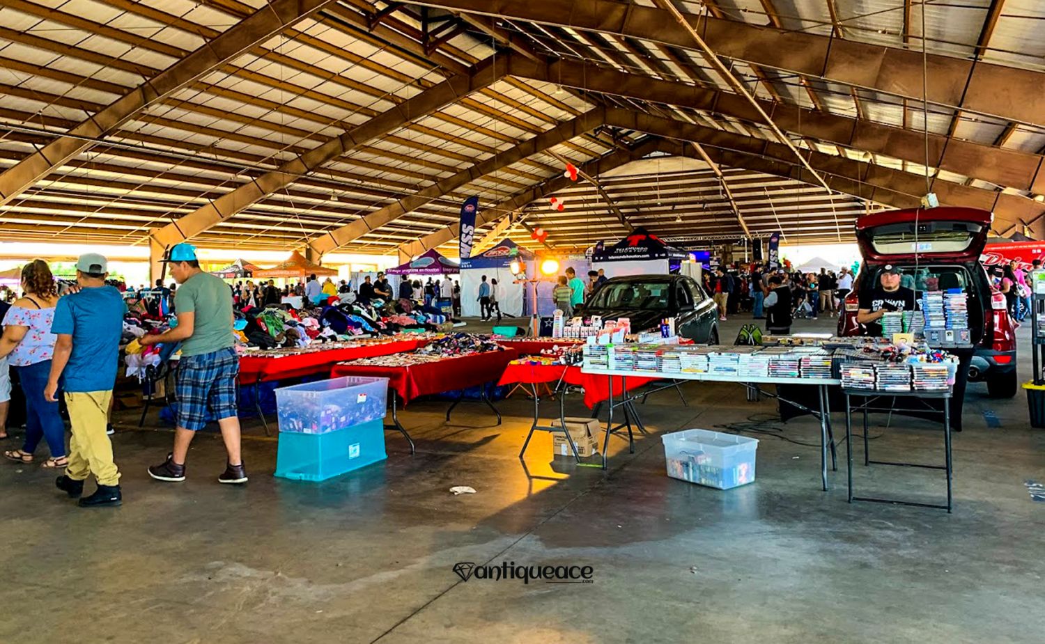  Trader's Village Houston : The Ultimate Weekend Destination