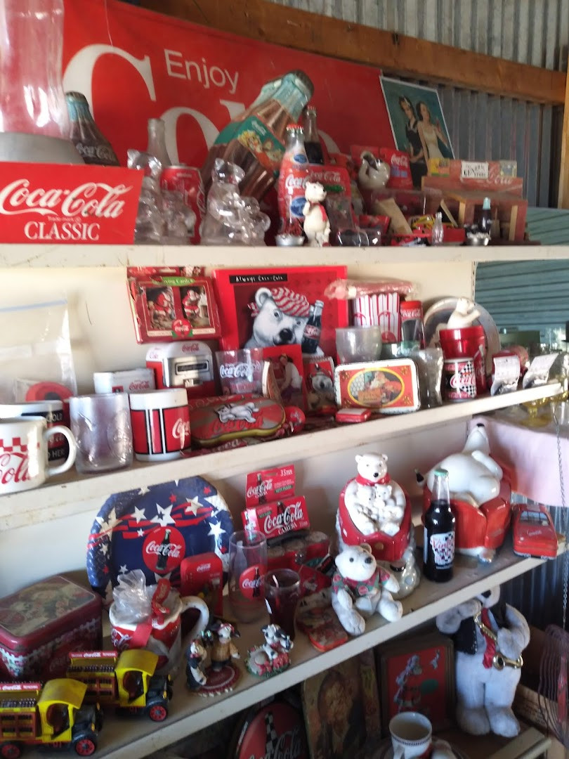 Seven Points Flea Market