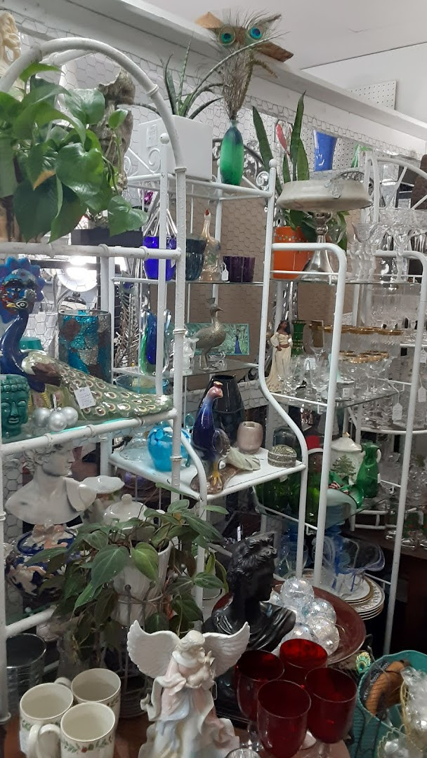 Lake Country Flea Market
