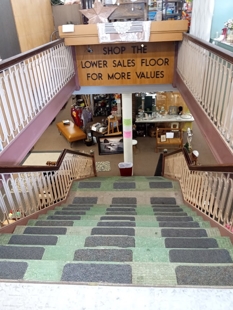 Mac's Attic Flea Market
