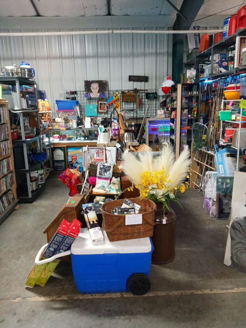 Four Seasons Flea &amp; Farm Market