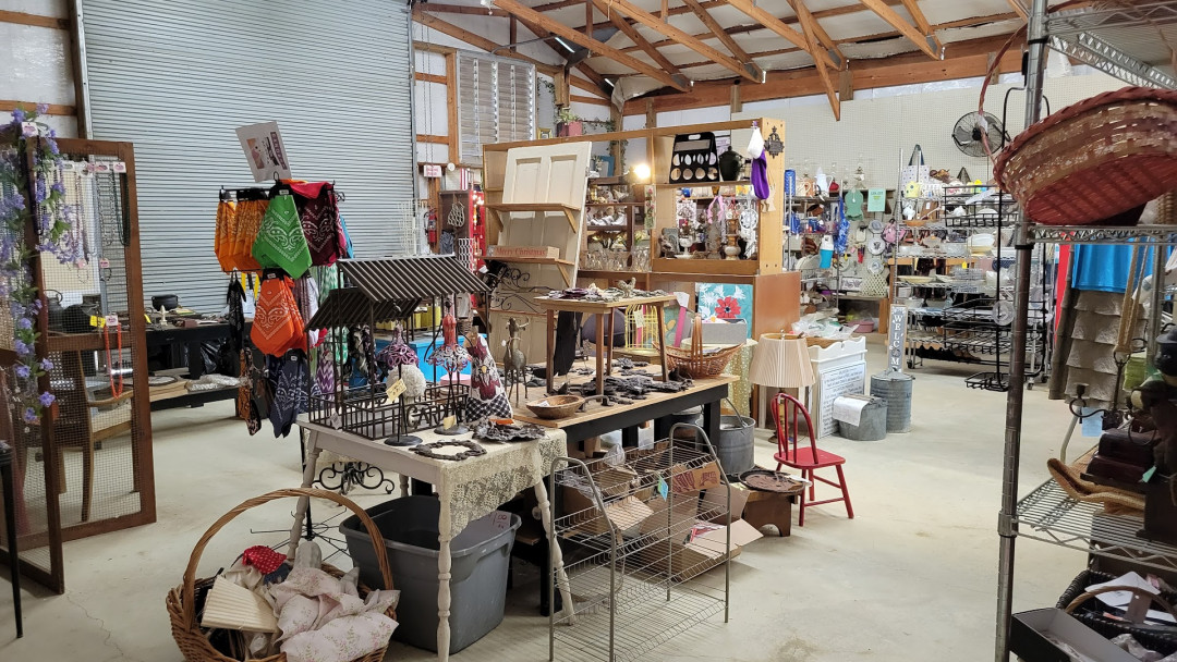 Nuziebells Flea Market &amp; Storage