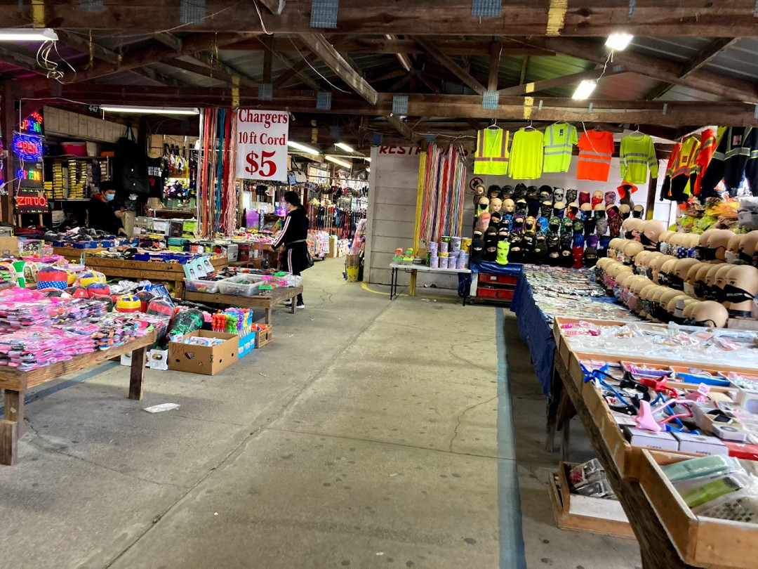 US 1 Metro Flea Market
