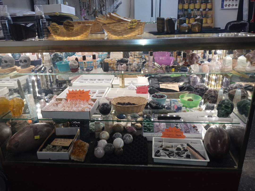 Springfield Antique Show and Flea Market