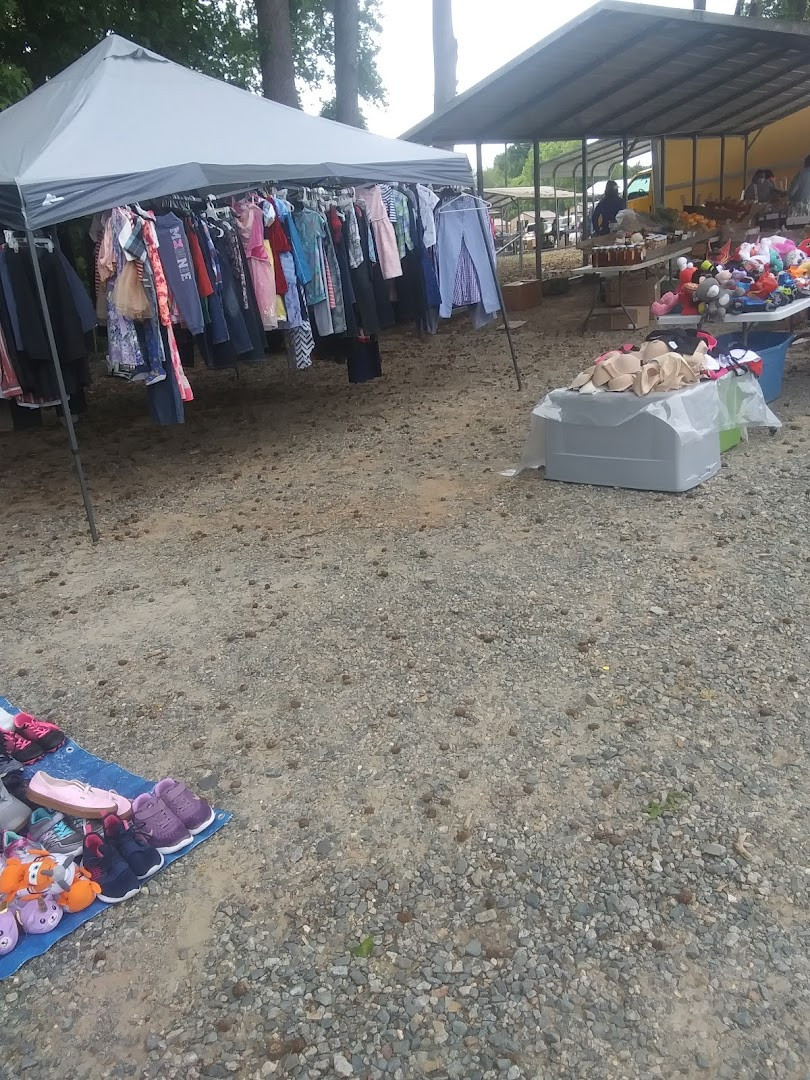 Davidson Farmer's Flea Market