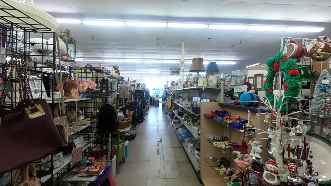 Frog's Flea Market