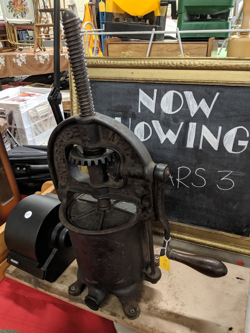 Marine Flea Market