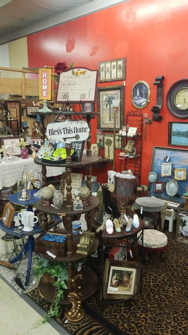 The Back Porch Flea Market