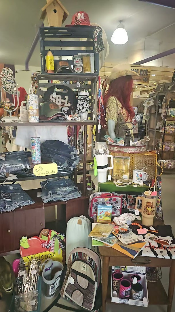 Flippin Vintage Boutiques &amp; Thrift 