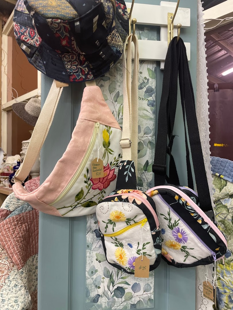 Airport Flea Market and Antiques