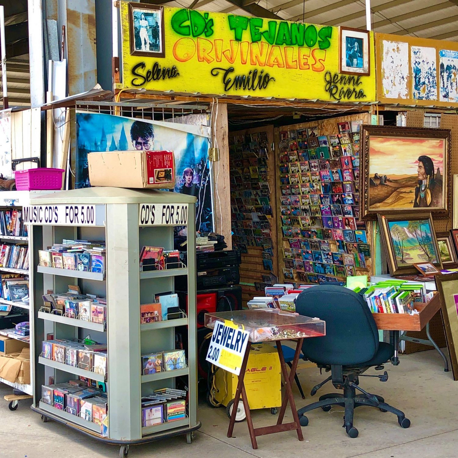 Trader's Village San Antonio