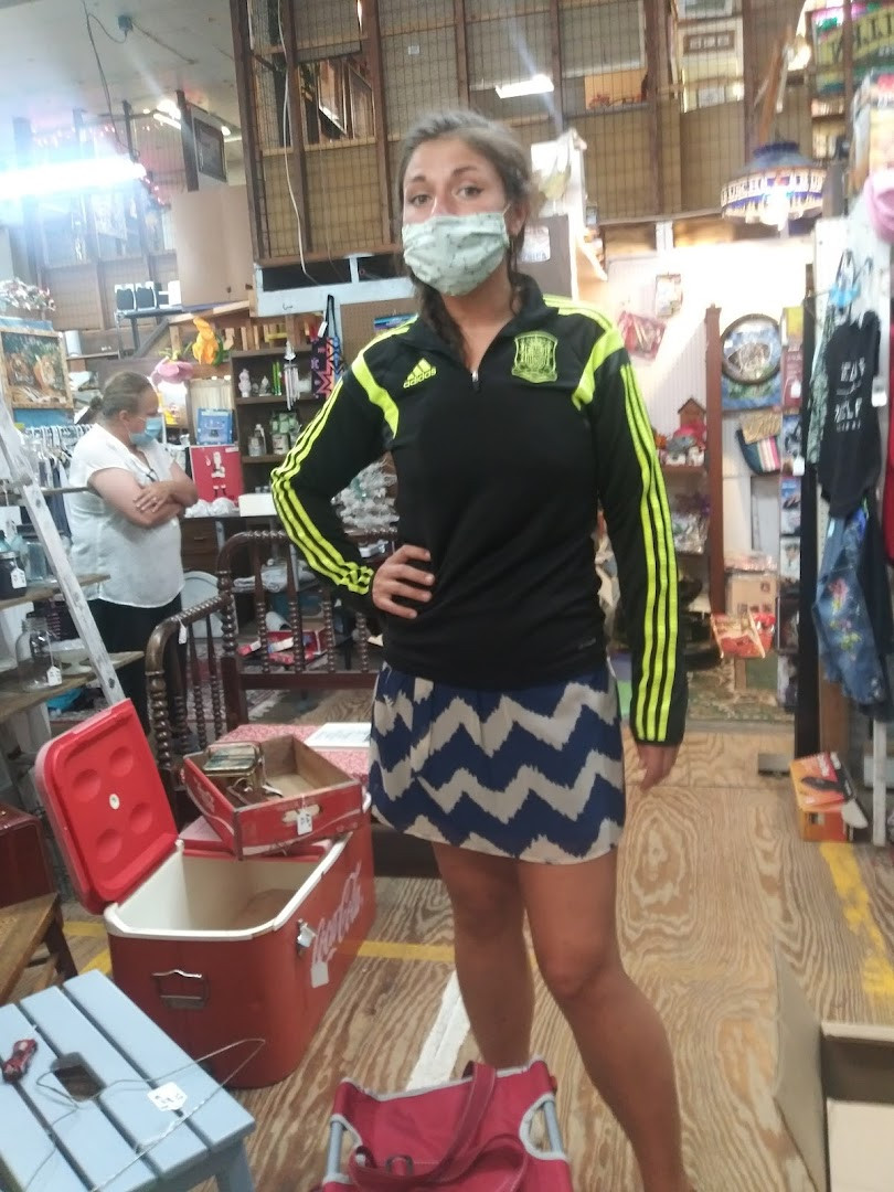 Redfield's Flea Market