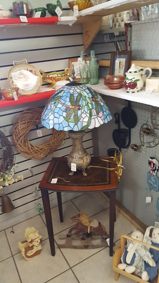 Old Wagon Flea Market