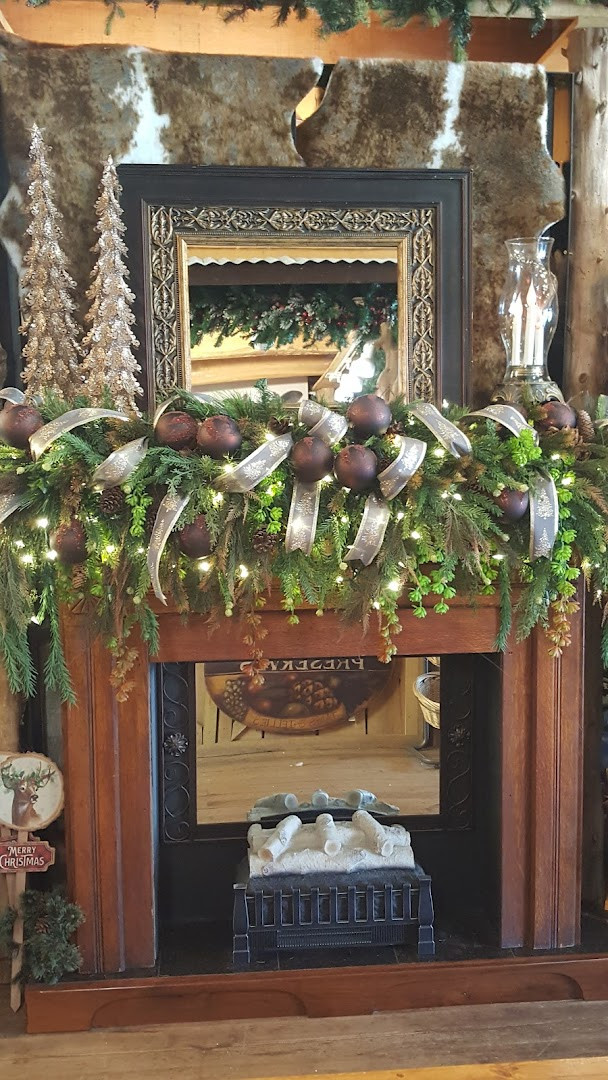 Peddler's Junction Flea Market &amp; Decor