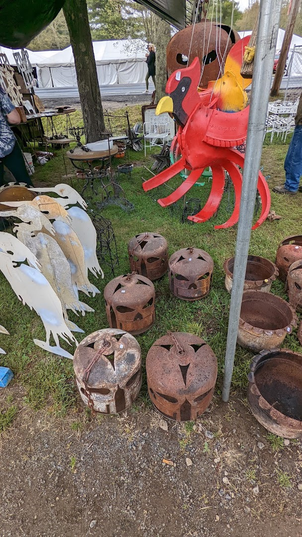 Hertan's Antique Shows