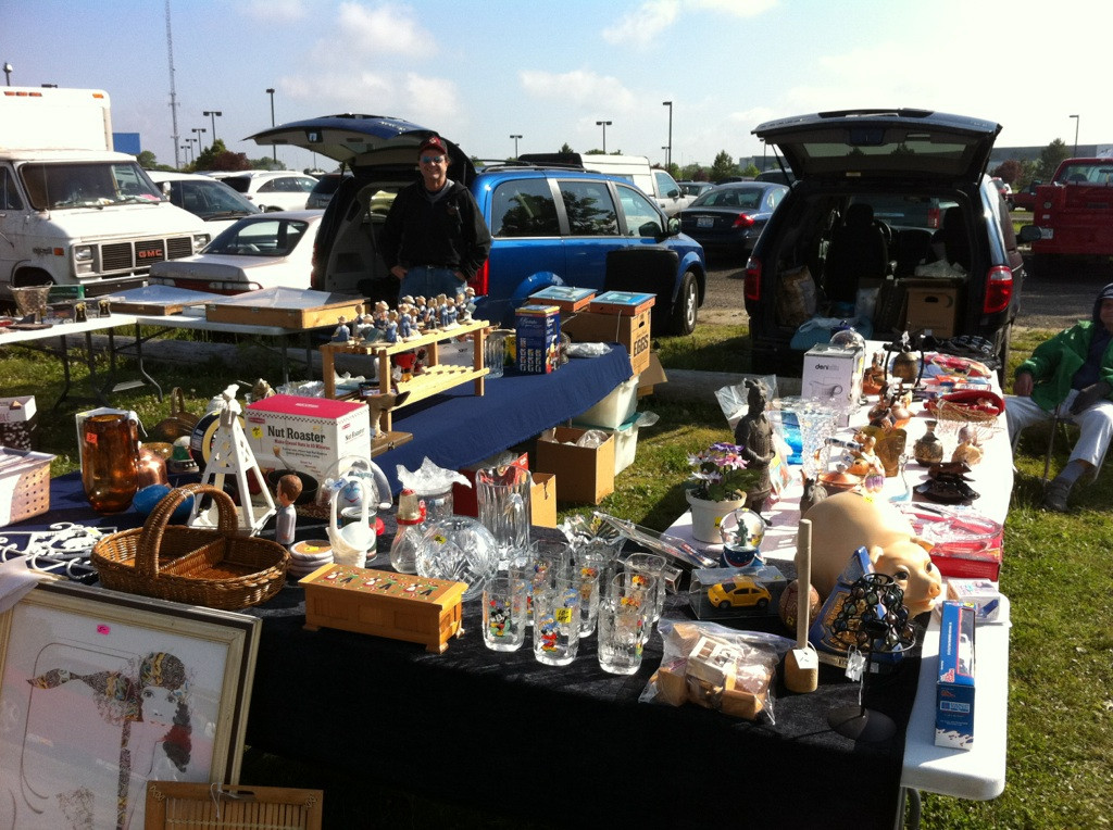 Tinley Park, IL I-80 Flea Market