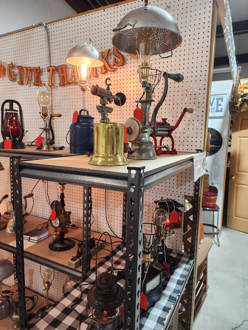 Tontitown Flea Market &amp; Antique Mall