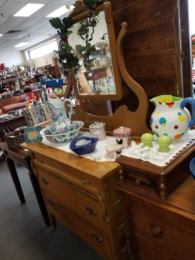 Emporia Flea Market &amp; Antiques