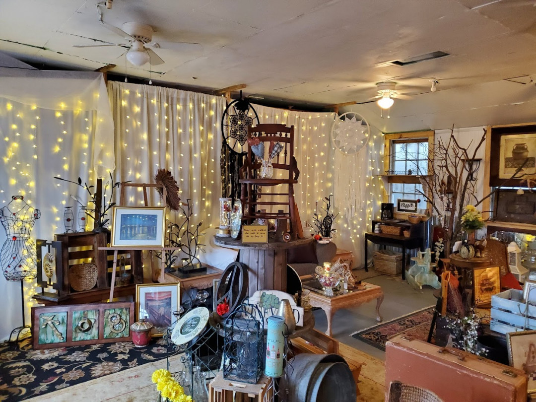 New Egypt Flea Market Village