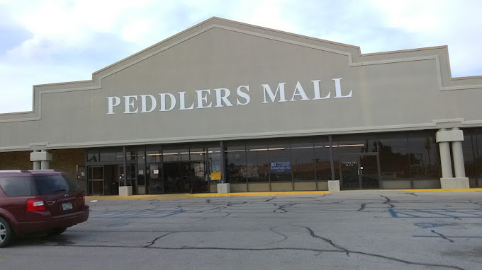 Richmond Peddlers Mall
