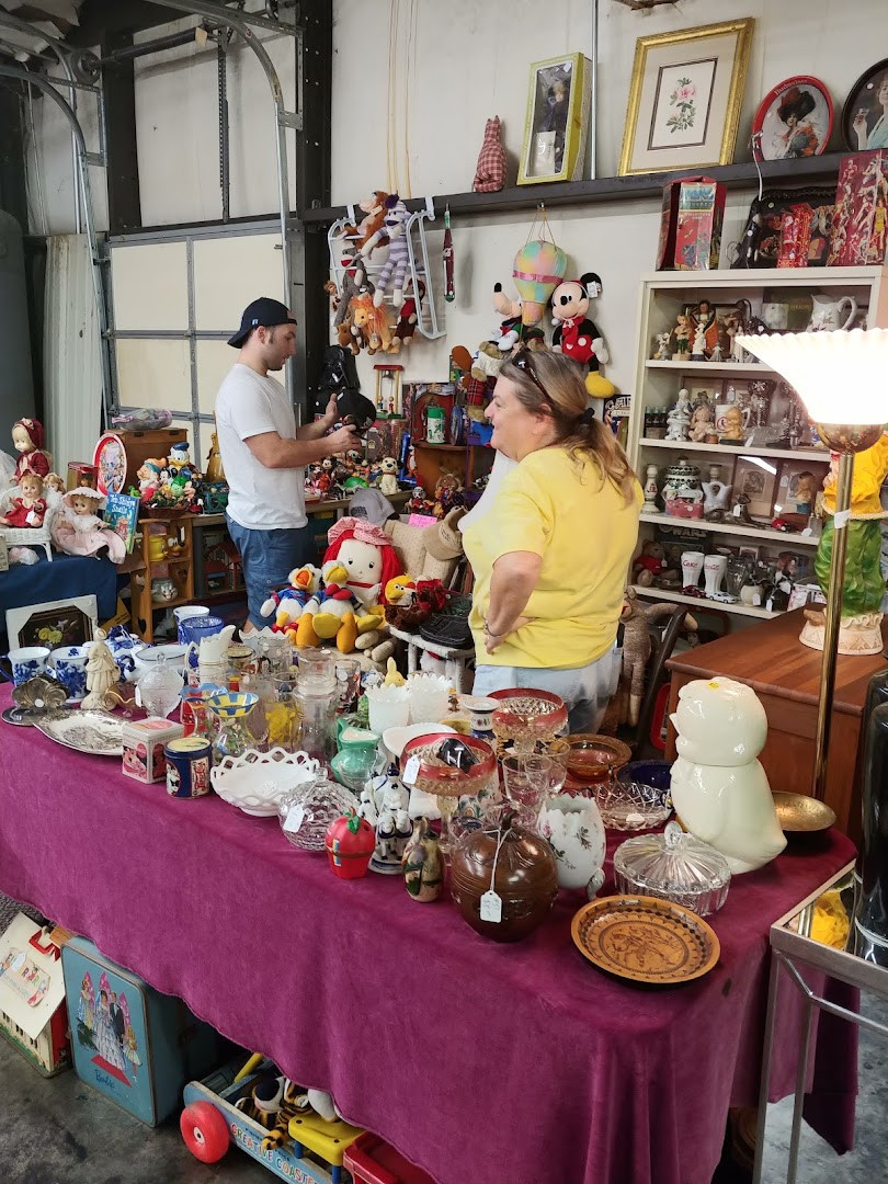 Trinity Street Flea Market