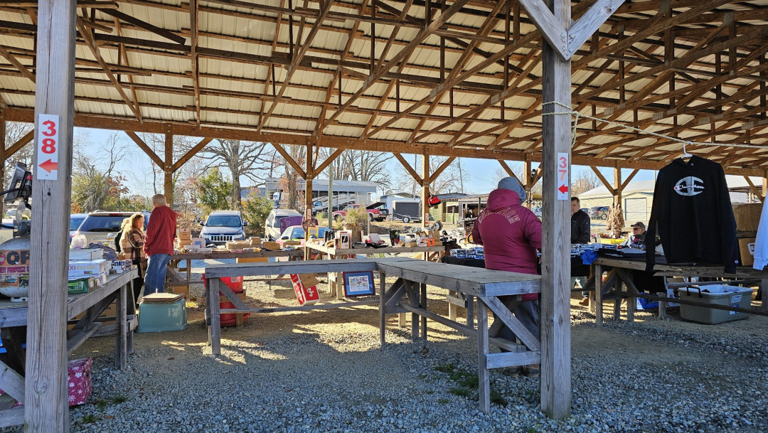 Davidson Farmer's Flea Market