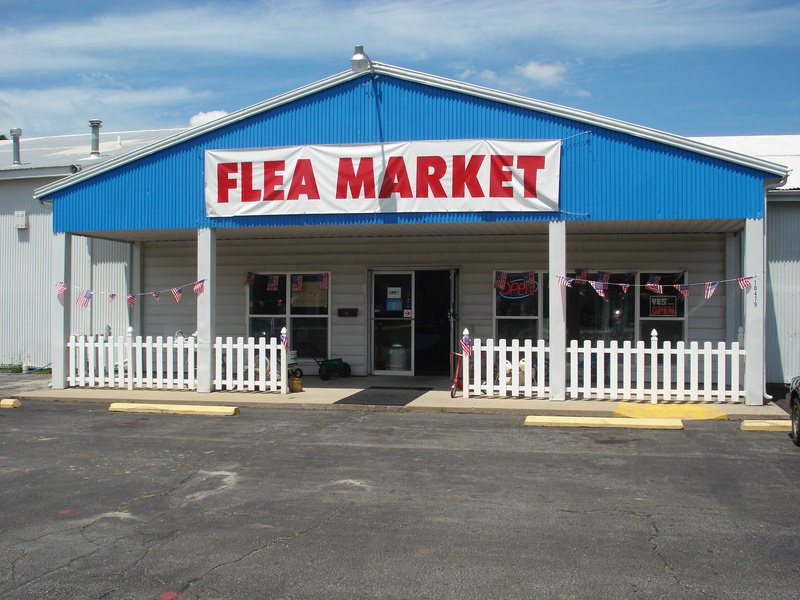 Uncle Paul's Flea Market Uncle Paul's Flea Market