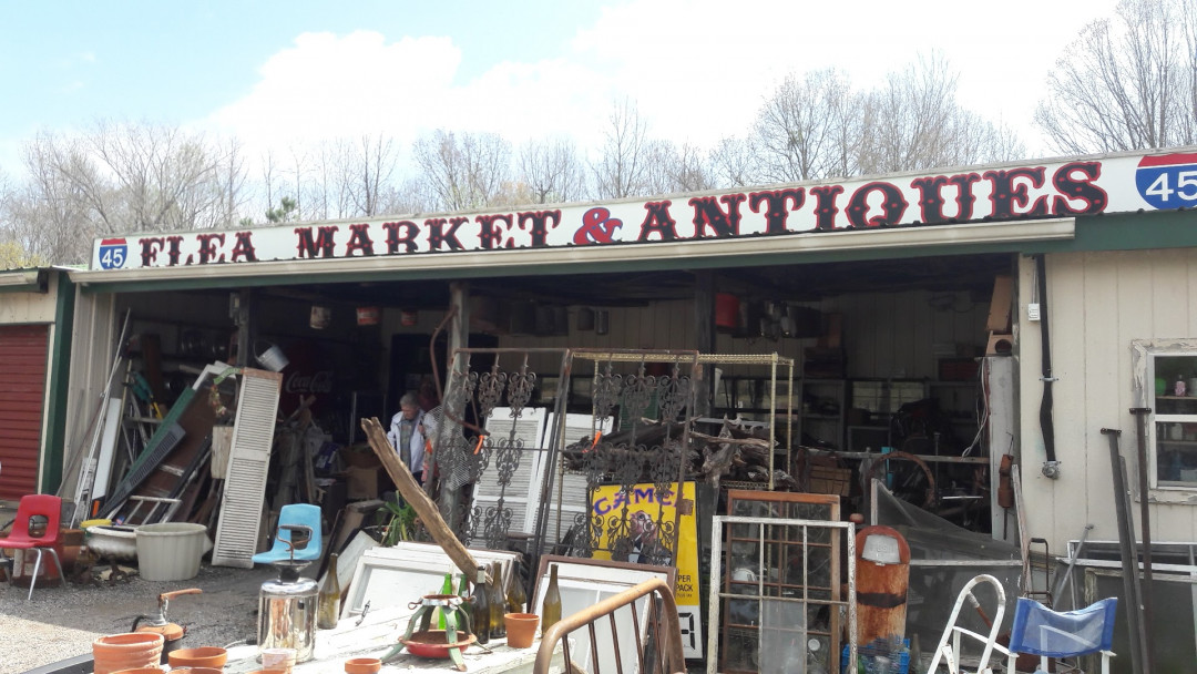 Penny's Antique Mall &amp; Flea Market