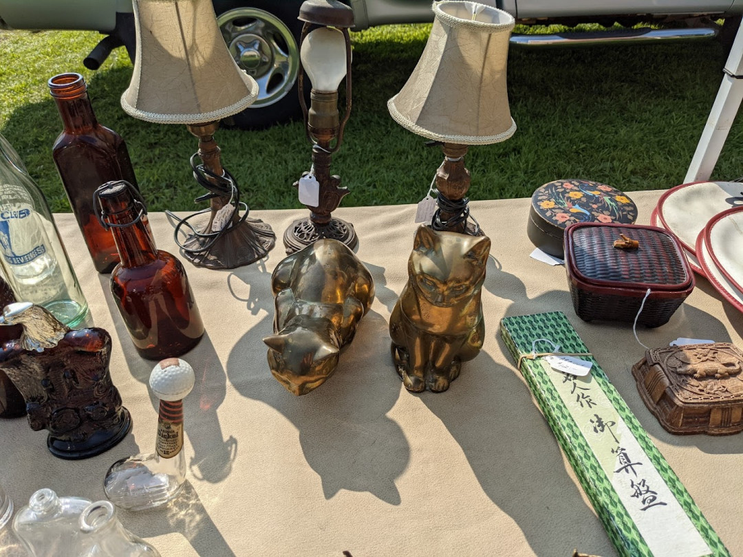 Todd Farm Flea Market